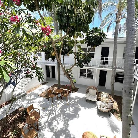 Spacious Studio Apartment Near Nightlife & Dining! 圣彼得堡 外观 照片
